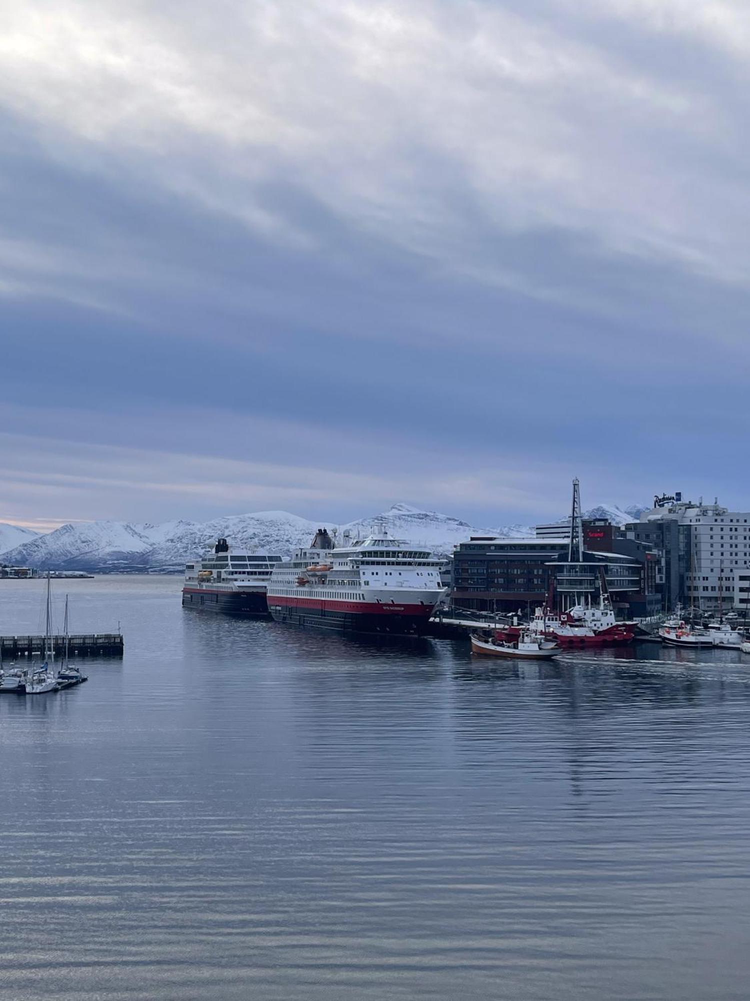 Apartment At The Docks Vervet, Fantastic Views Tromsø Exterior foto