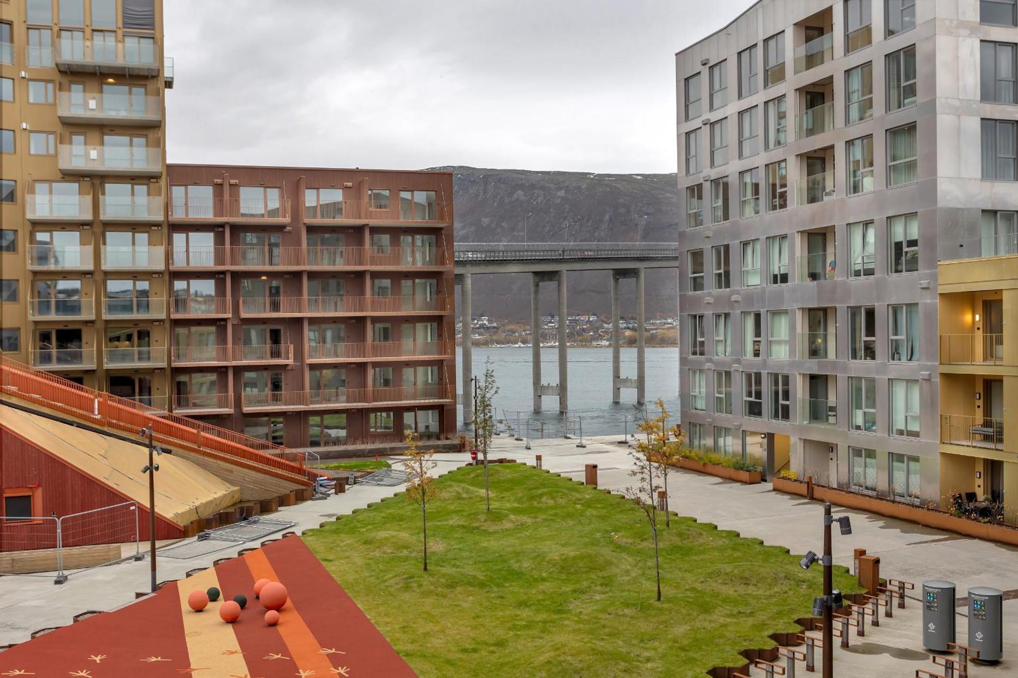Apartment At The Docks Vervet, Fantastic Views Tromsø Exterior foto